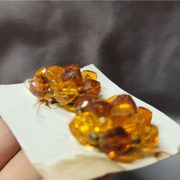 Vintage 1950's Amber beaded clip-on earrings from West Germany - Picture 3 of 11